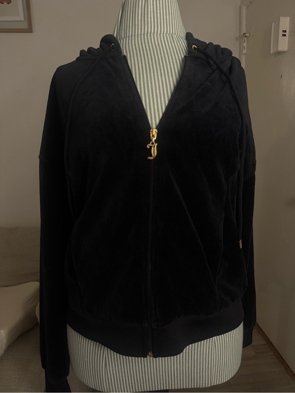 Juicy Couture Black Velour Zip Hoodie Sequin Logo Size Small